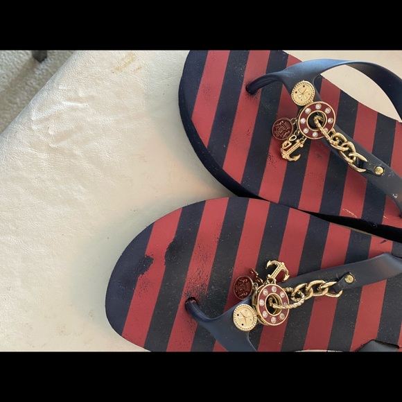 Guess sz 8.5 nautical wedged flip flops. - Picture 4 of 5